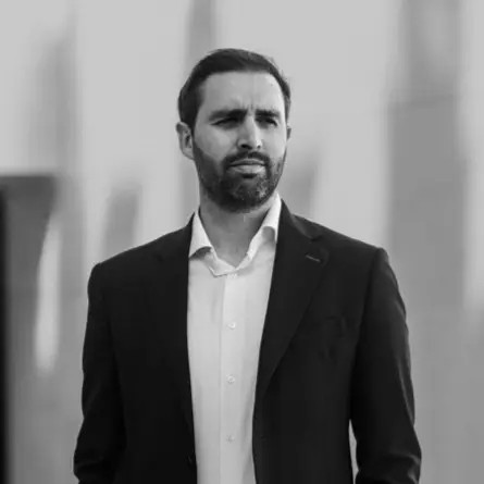 Sergi Garcés, IPPAI Law – consistent LinkedIn growth and visibility through strategic positioning.